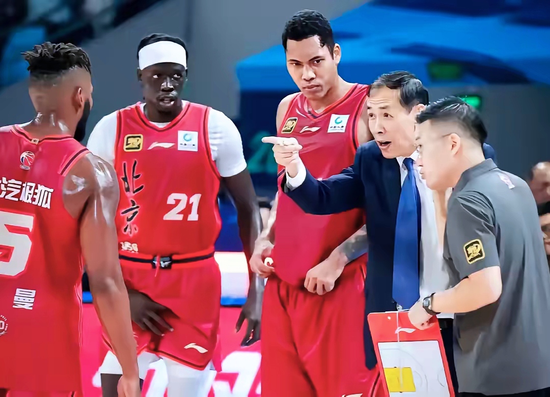 开云体育app-新疆队完胜掘金，周琦带队取胜